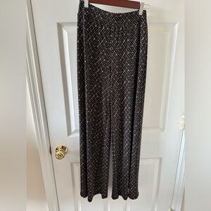 Women’s small Maurice’s high rise print pants